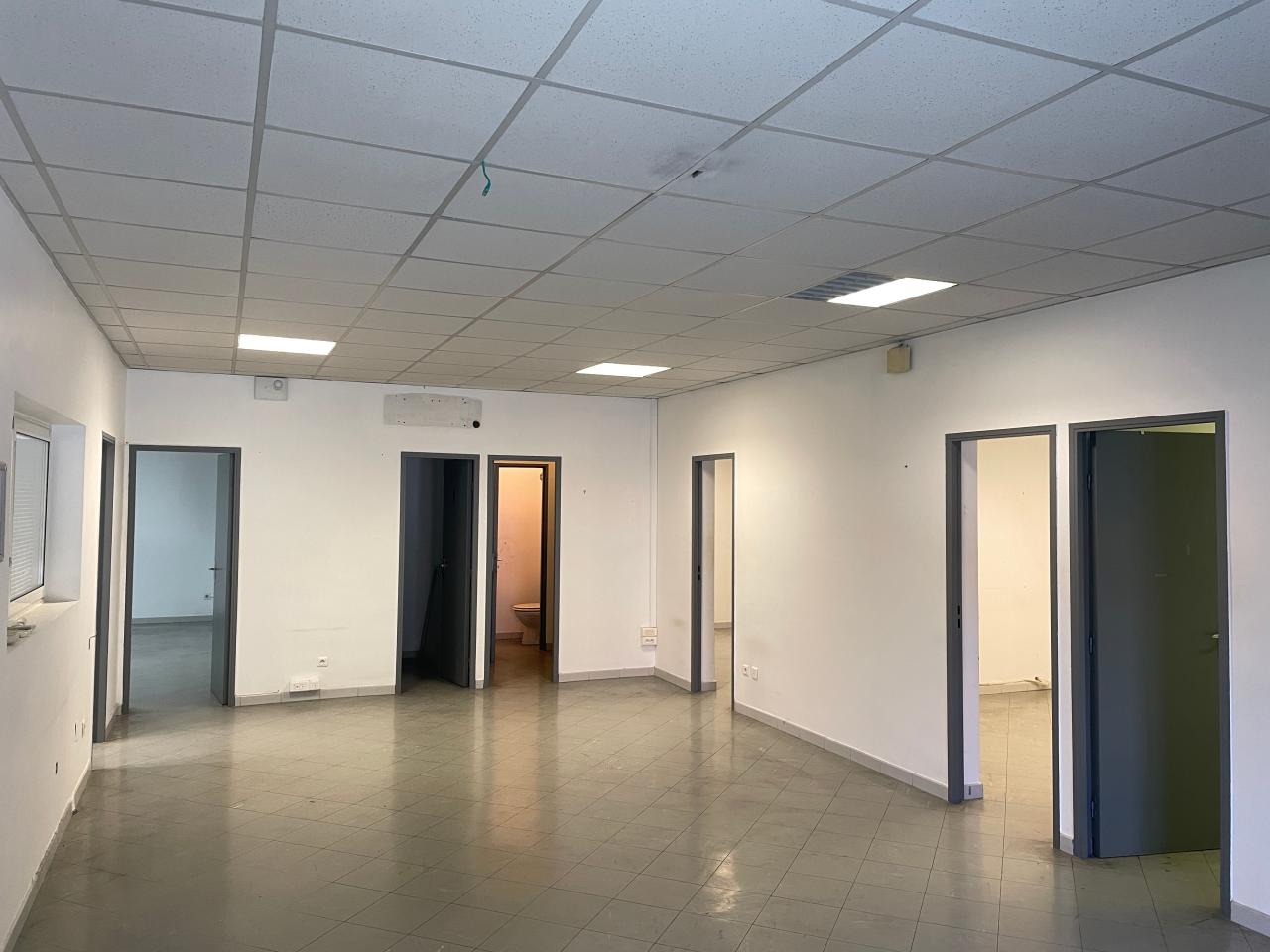 Local d'activité Marseille 710m² Location local d'activité Marseille Bouches-du-Rhône OLACT2114703 5